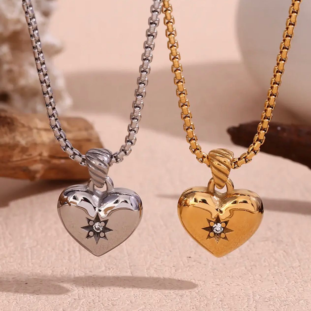 Heart zircon necklace